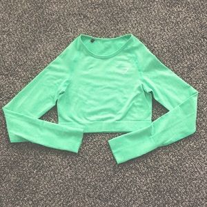Gymshark long sleeve crop top